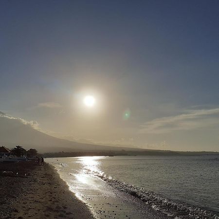 Bulih Beach Bungalows Amed Eksteriør bilde